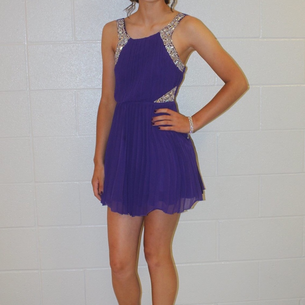 Short purple formal dress